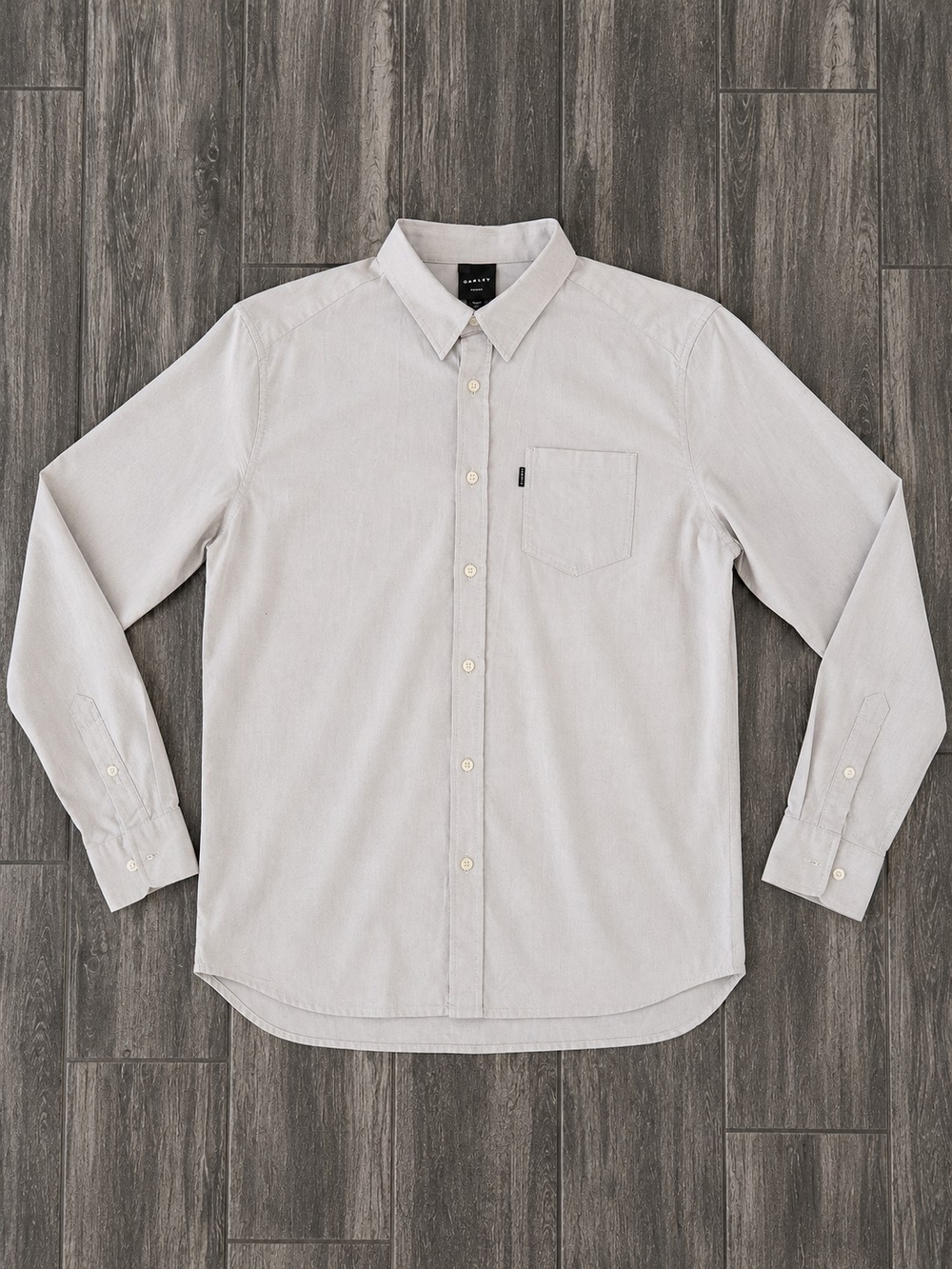 Oakley Custom Fit Men's Long Sleeve Button-Up Shirt – XL